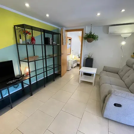 Schoenes Kleines Mit Idyllischem Blick Fuer 2 Personen 칼라 갈다나