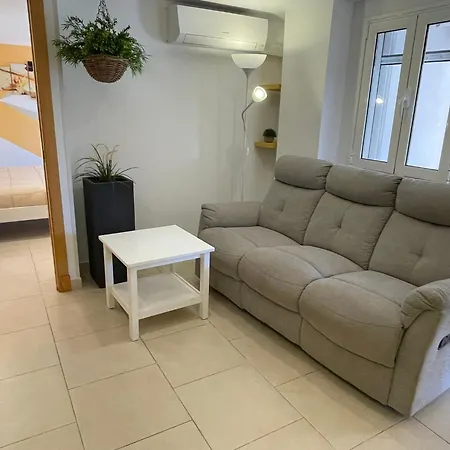 Schoenes Kleines Mit Idyllischem Blick Fuer 2 Personen 아파트 칼라 갈다나