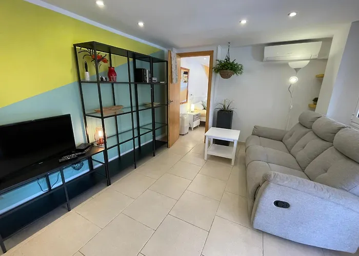 Schoenes Kleines Mit Idyllischem Blick Fuer 2 Personen 칼라 갈다나