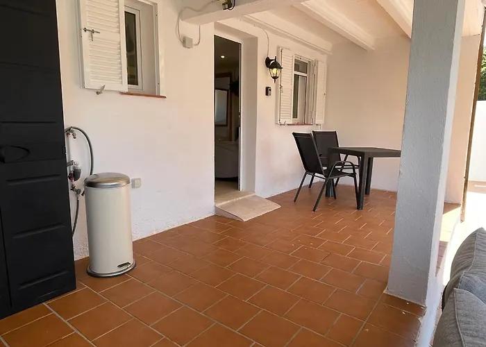 Schoenes Kleines Mit Idyllischem Blick Fuer 2 Personen 칼라 갈다나