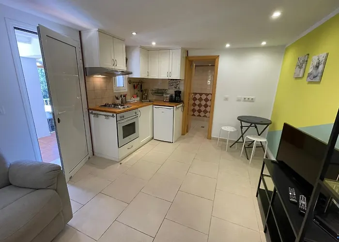 Schoenes Kleines Mit Idyllischem Blick Fuer 2 Personen Cala Galdana