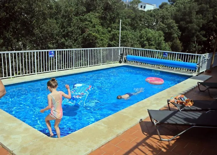 Schoenes Kleines Mit Idyllischem Blick Fuer 2 Personen Apartman